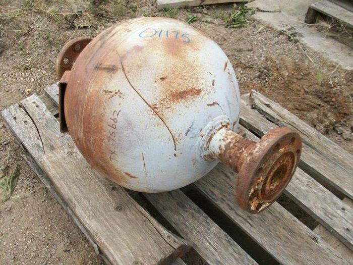 Used Fluid Kinetics PDS 2.5-18T-600 Pulsation Dampener / Accumulator