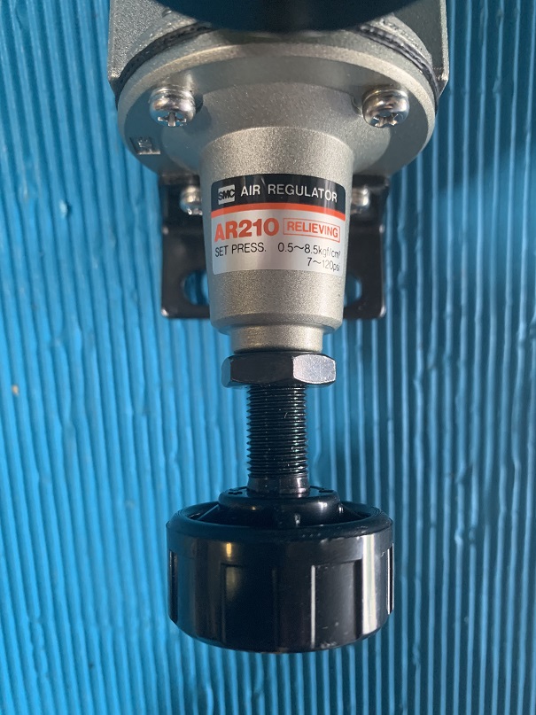 Used SMC Air Regulator AR210