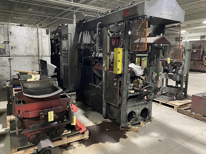 Used HUNTER HMP18C AUTOMATIC MOLDING MACHINE