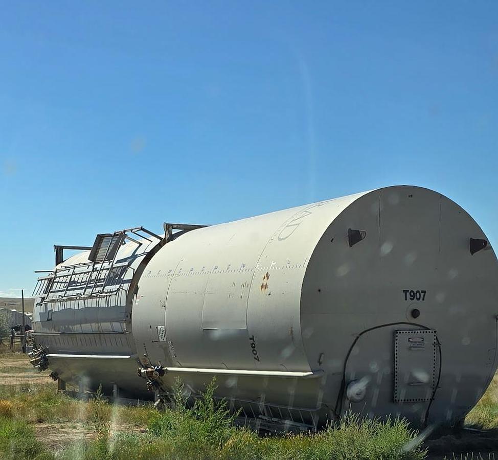 Used Strad 400 BBL Vertical Tank