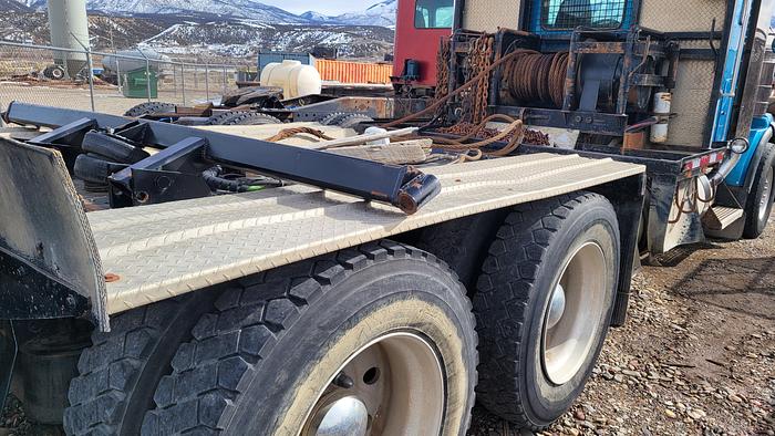 Used 2005 Kenworth T800B Winch Truck