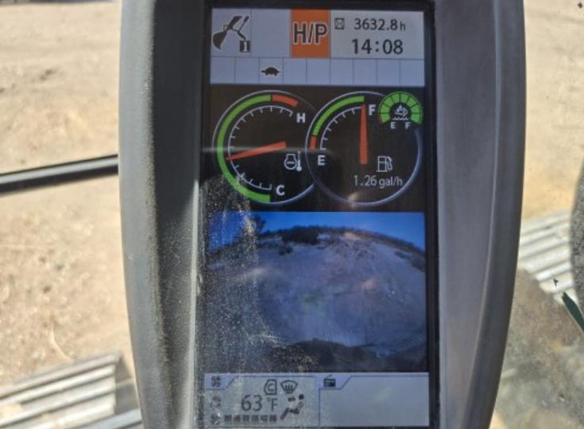 Used 2019 John Deere 245G LC