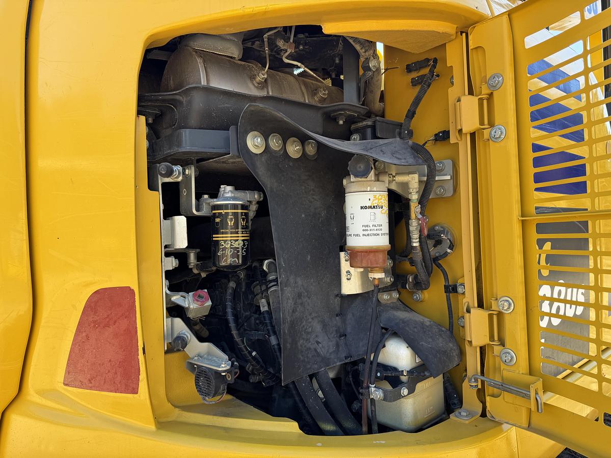 Used 2022 KOMATSU PC138-11