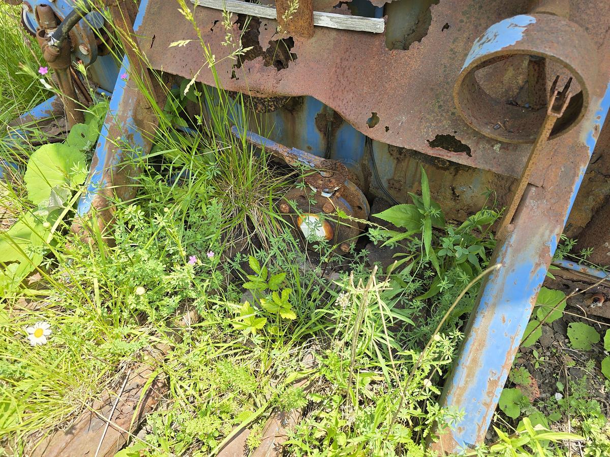 Used Valmont Frac Tanks