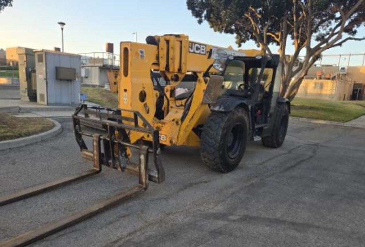 Used 2017 JCB 510-56 S