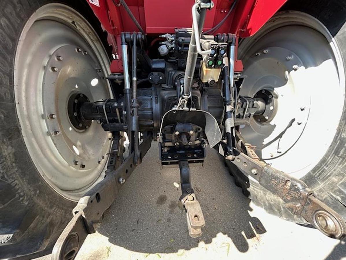 Used 2020 CASE FARMALL 140A