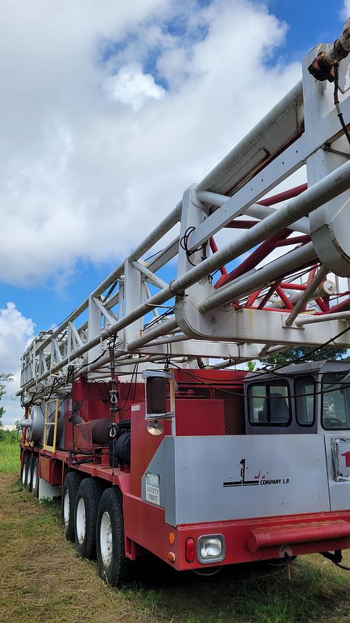 Used 2005 Lanco 750 Workover Rig