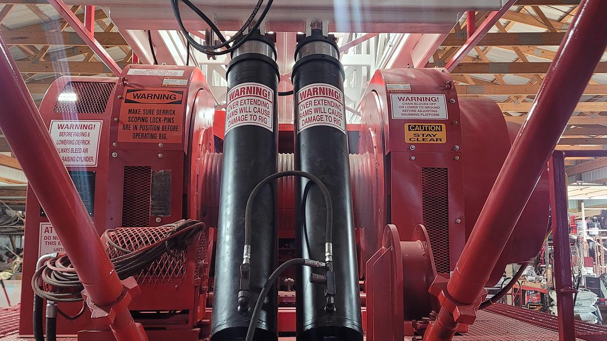 Refurbished Cameron 550 Workover Rig