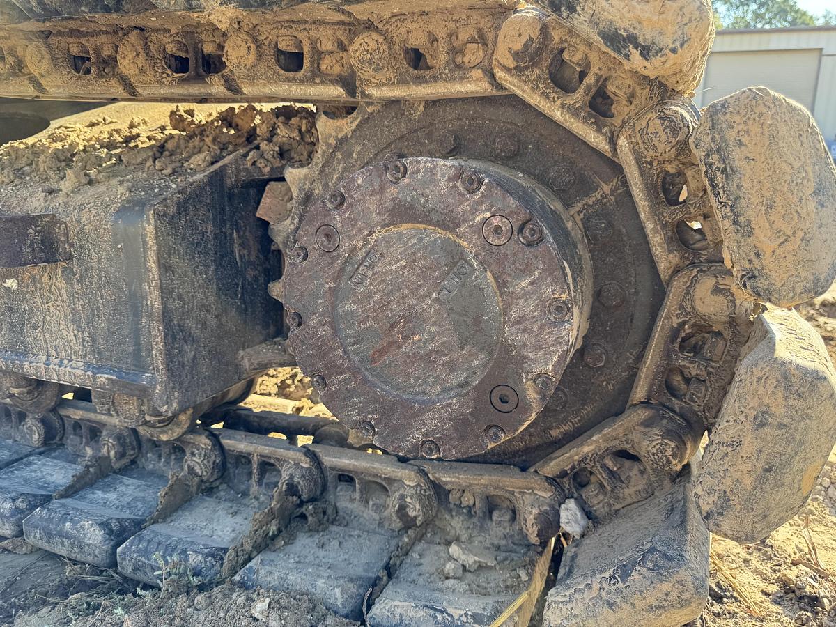 Used 2022 KOMATSU PC138-11