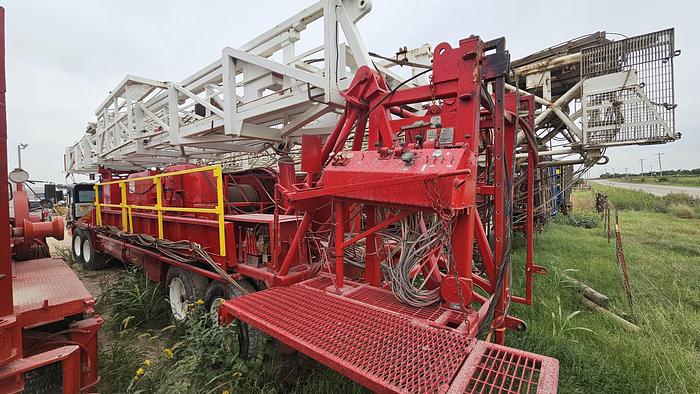 Used 2004 Franks 1287 Workover Rig