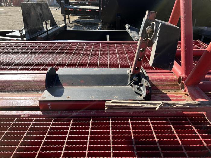 Used 2013 Hawker Pipe Handler