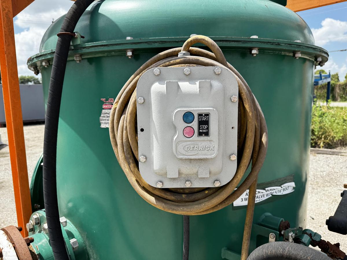 Used Derrick Vacu-Flo 1200 Vacuum Degasser