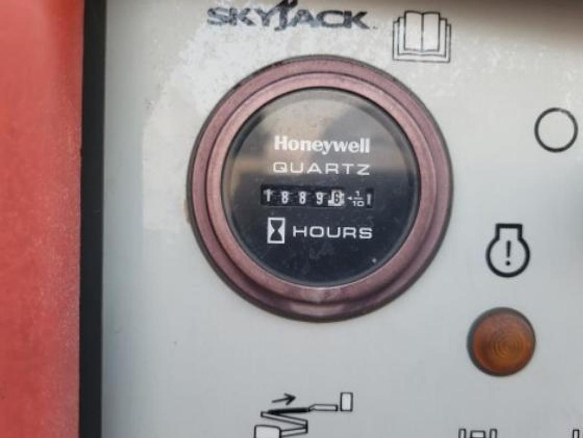 Used 2016 Skyjack SJ46AG Articulating Boom 