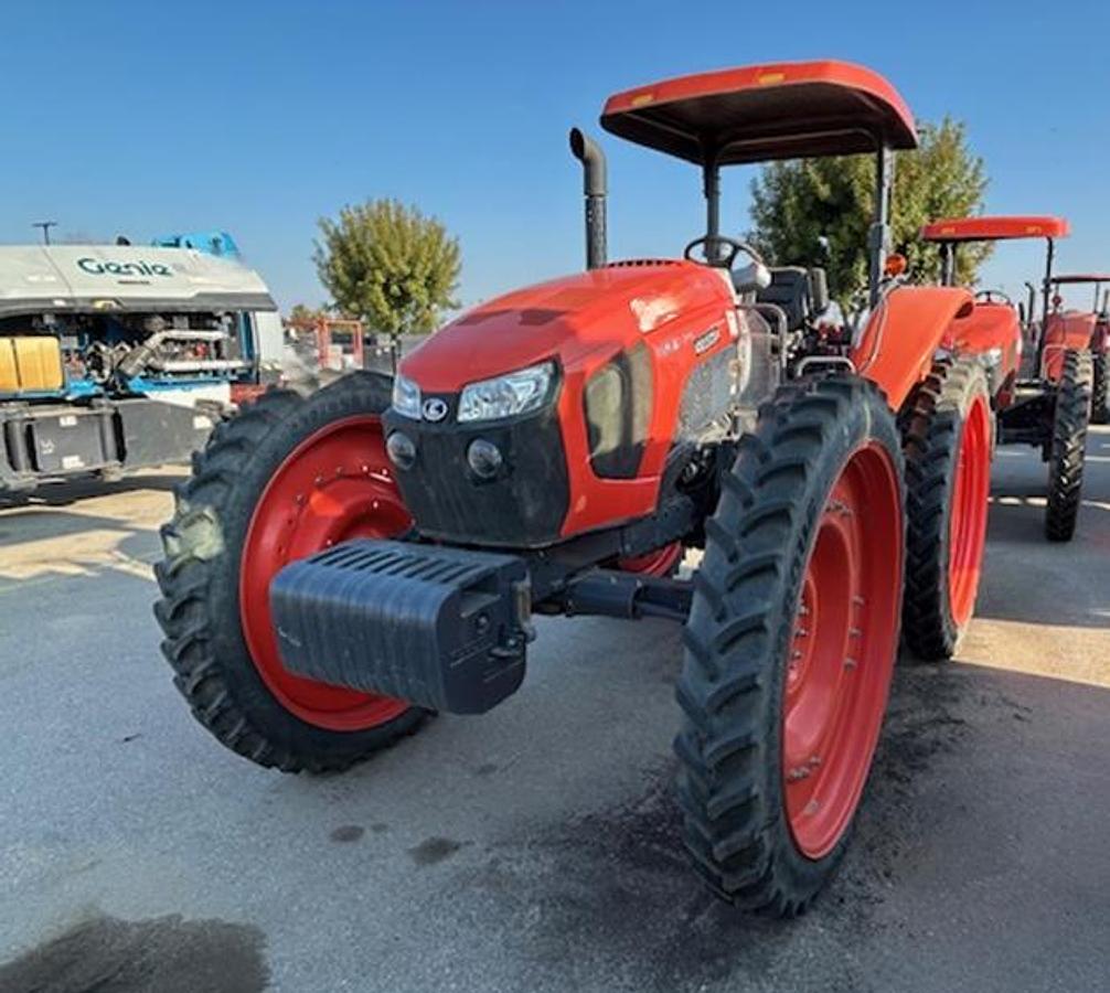 Used 2022 Kubota M6H-101SHD Farm Tractor