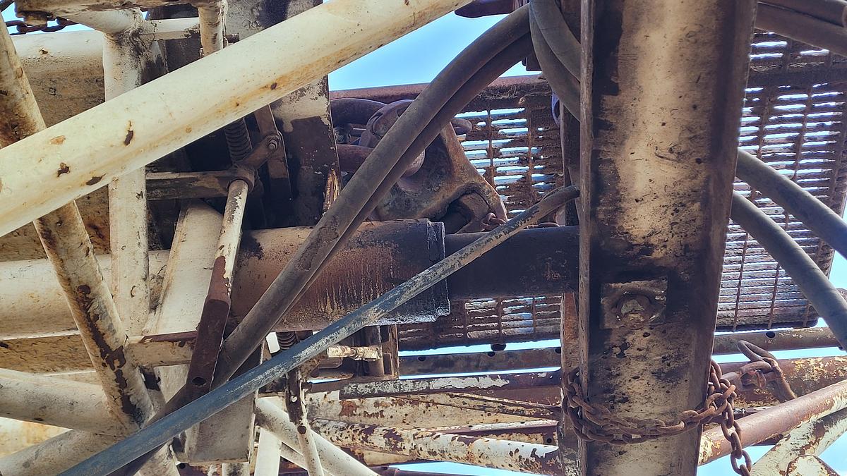 Used 1980 Franks 300 Workover Rig