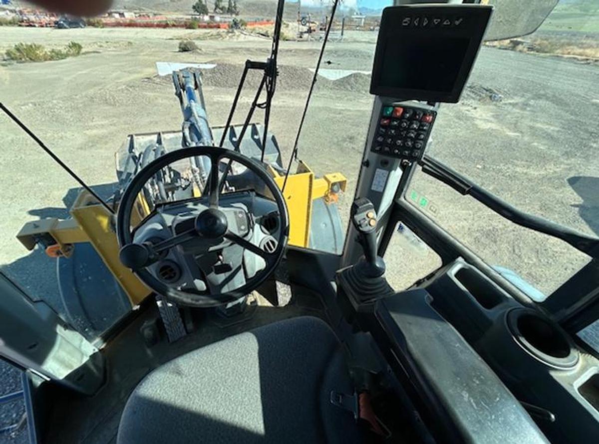 Used 2019 DEERE 544L 3 YARD WHEEL LOADER