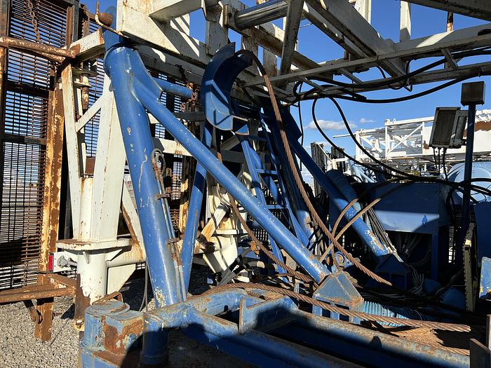 Used 2006 SJ Petro XJ400 Workover Rig