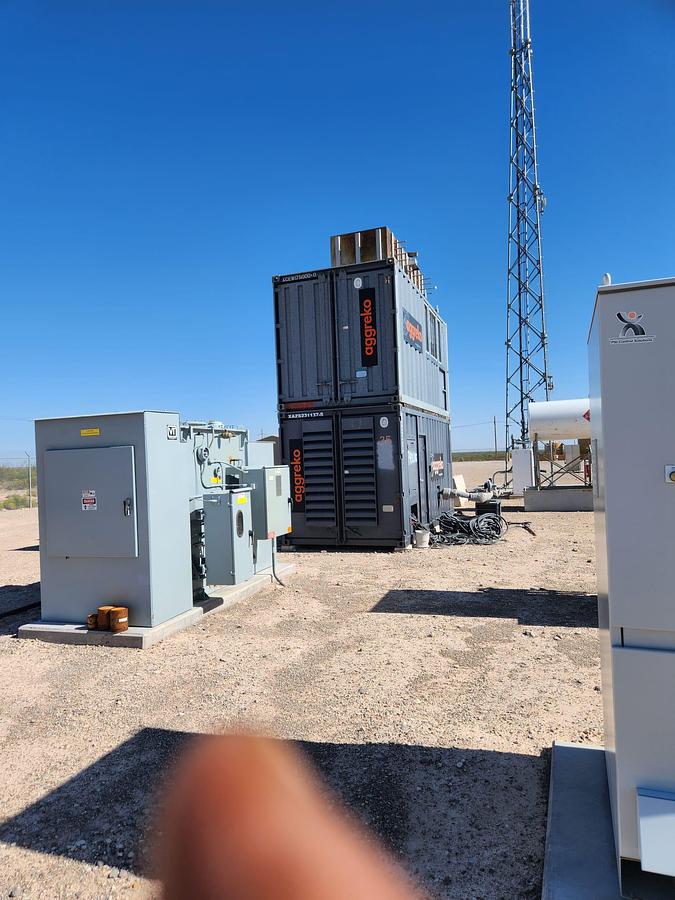 Used 2010 Volvo 550 kW Genset