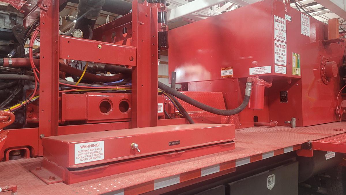 Refurbished Cameron 550 Workover Rig