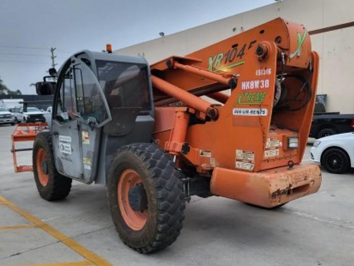 Used Reach lift 10,000 Lbs XTREME 10K