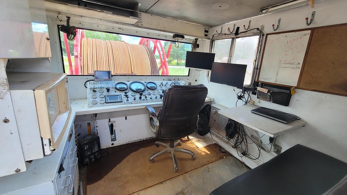 Used 2003 NOV Hydra Rig Coiled Tubing Unit