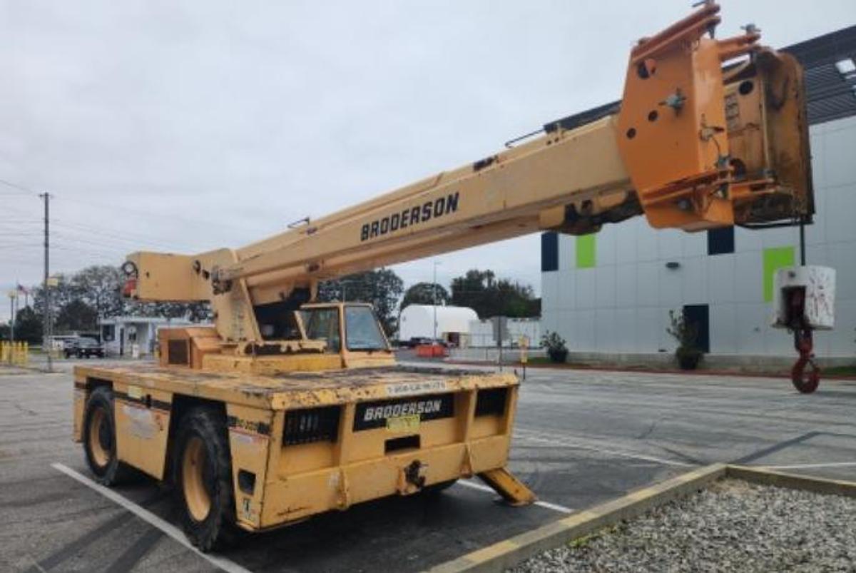 Used 2013 BRODERSON IC200-3H 15TON CRANE