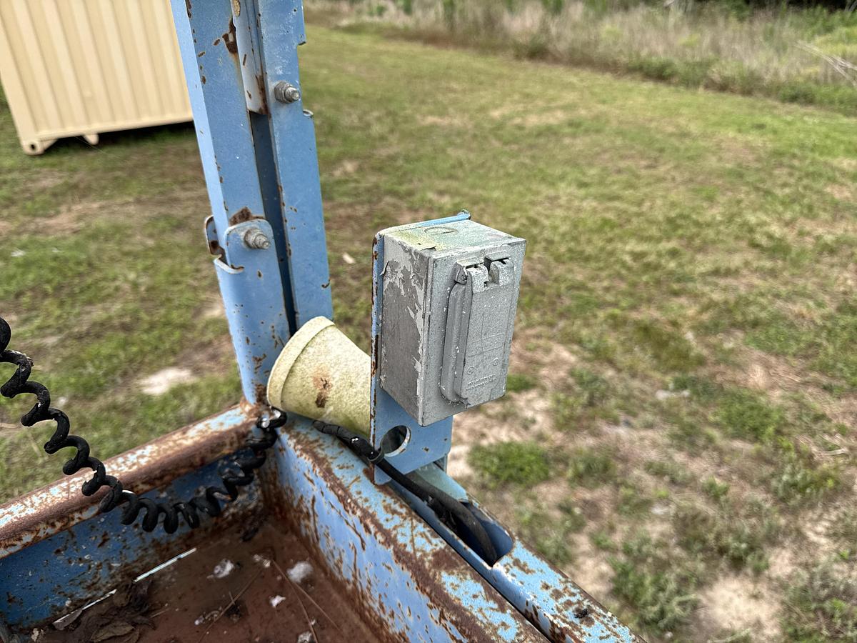 Used 2000 Genie Industries GS-3246