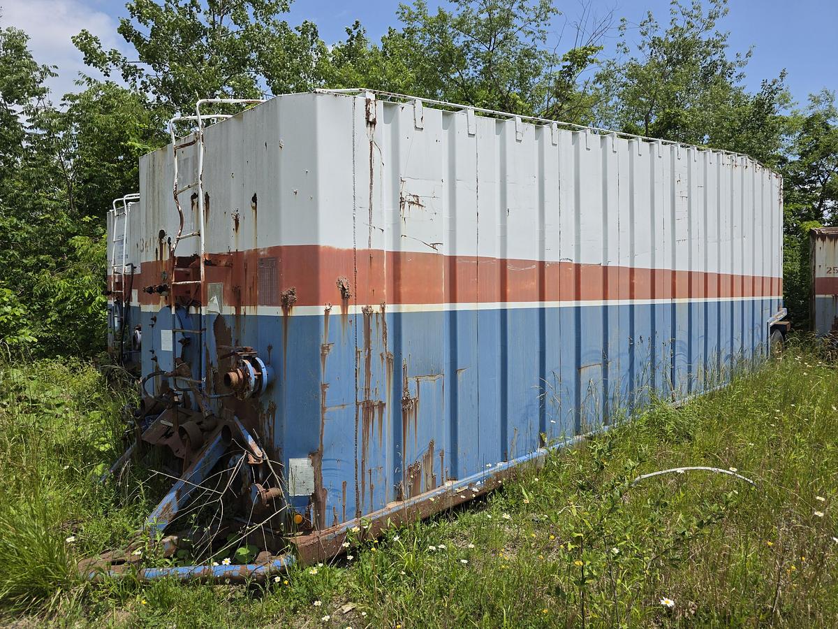Used Valmont Frac Tanks
