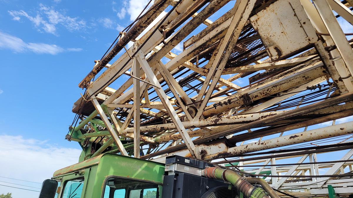 Used 1980 Franks 1287 Workover Rig