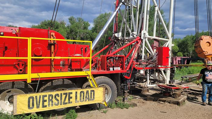 Used Franks 400 Workover Rig