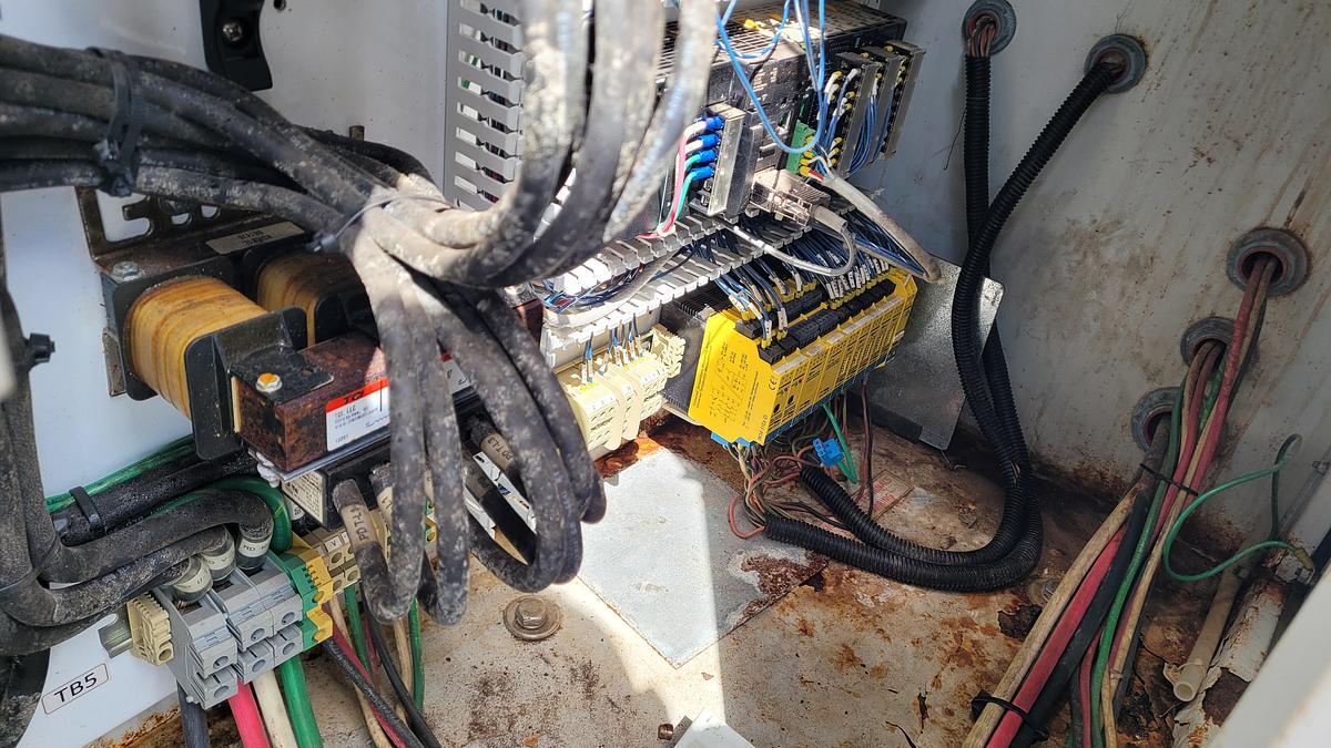 Used 2013 MI SWACO CD 500 UV Centrifuge