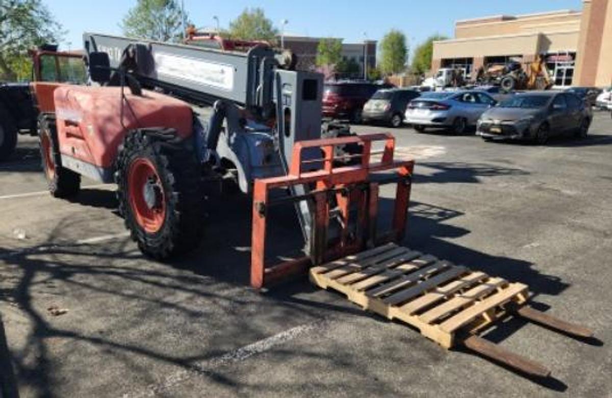 Used 2017 SKYJACK SJ843TH