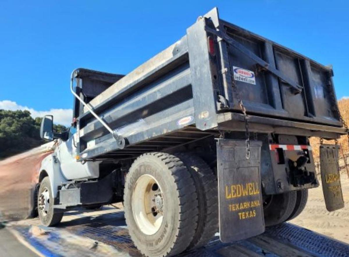 Used 2019 Ford F-750 Dump truck