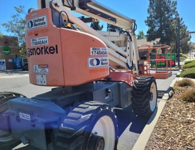 Used 45ft Articulating Boom