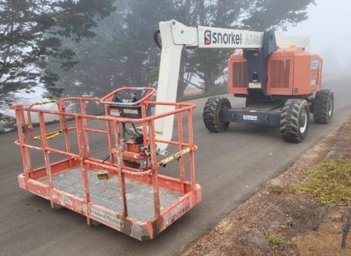 Used 60ft Articulating Boom