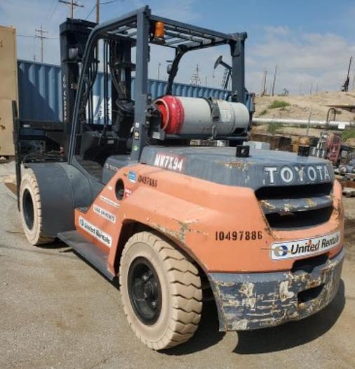 Used Toyota 8FD70U 15,000Lbs Warehouse Forklift