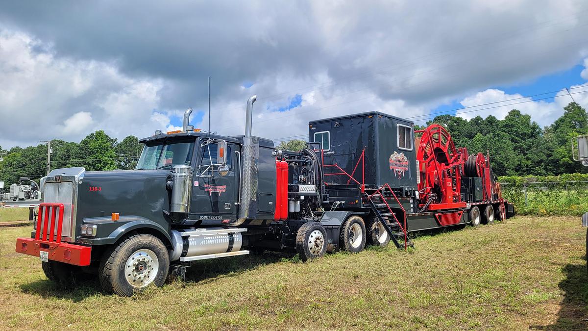 Used 2003 NOV Hydra Rig Coiled Tubing Unit