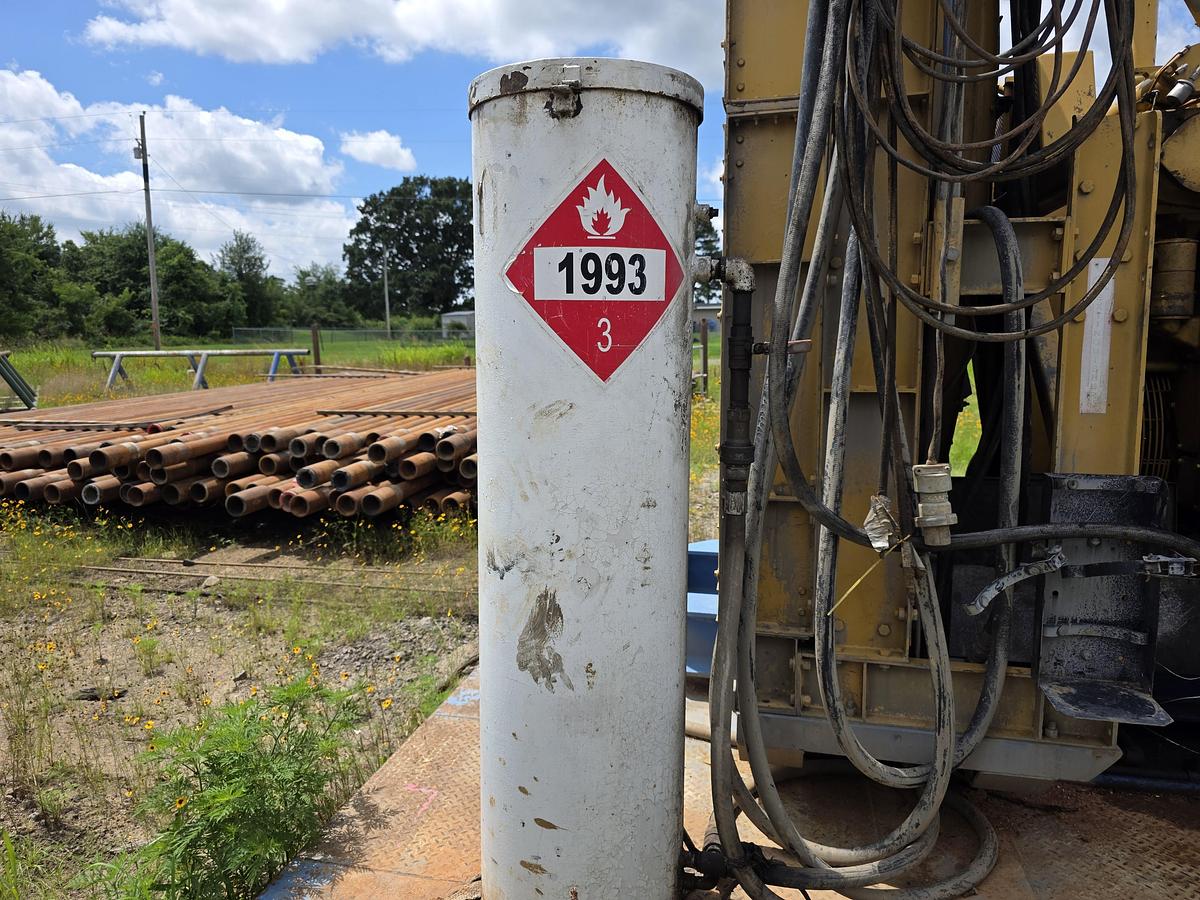 Used Skytop Brewster N-46 900 HP Drilling Rig