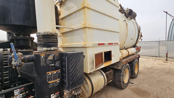 Used 2015 Guzzler Vacuum Excavator Truck