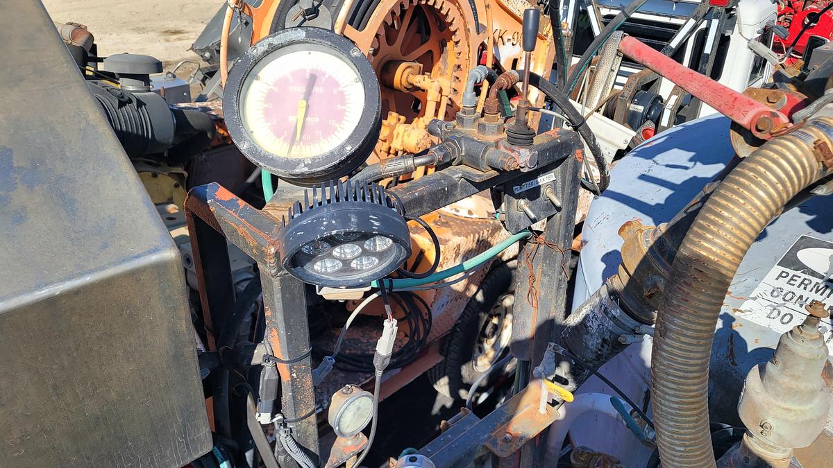 Used 2008 International Cement Pumper