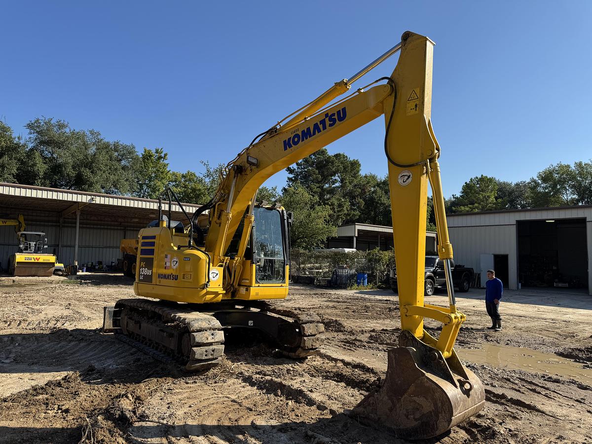 Used 2022 KOMATSU PC138-11