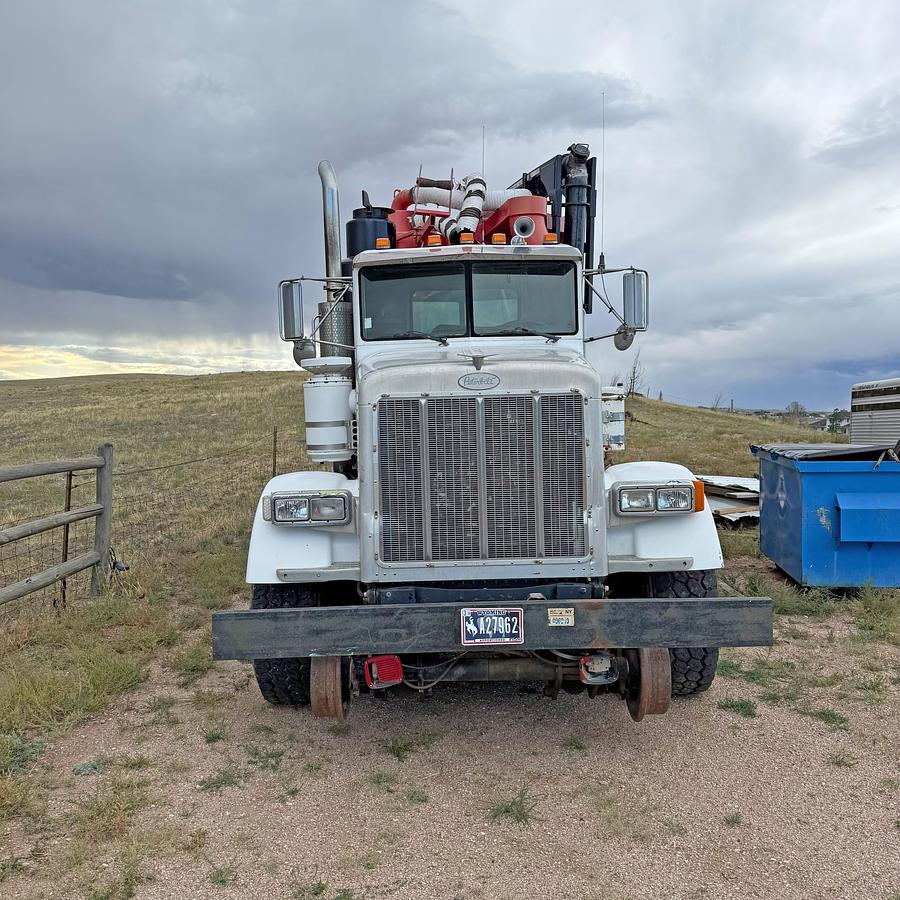 Used 2003 Guzzler Vacuum Excavator Truck