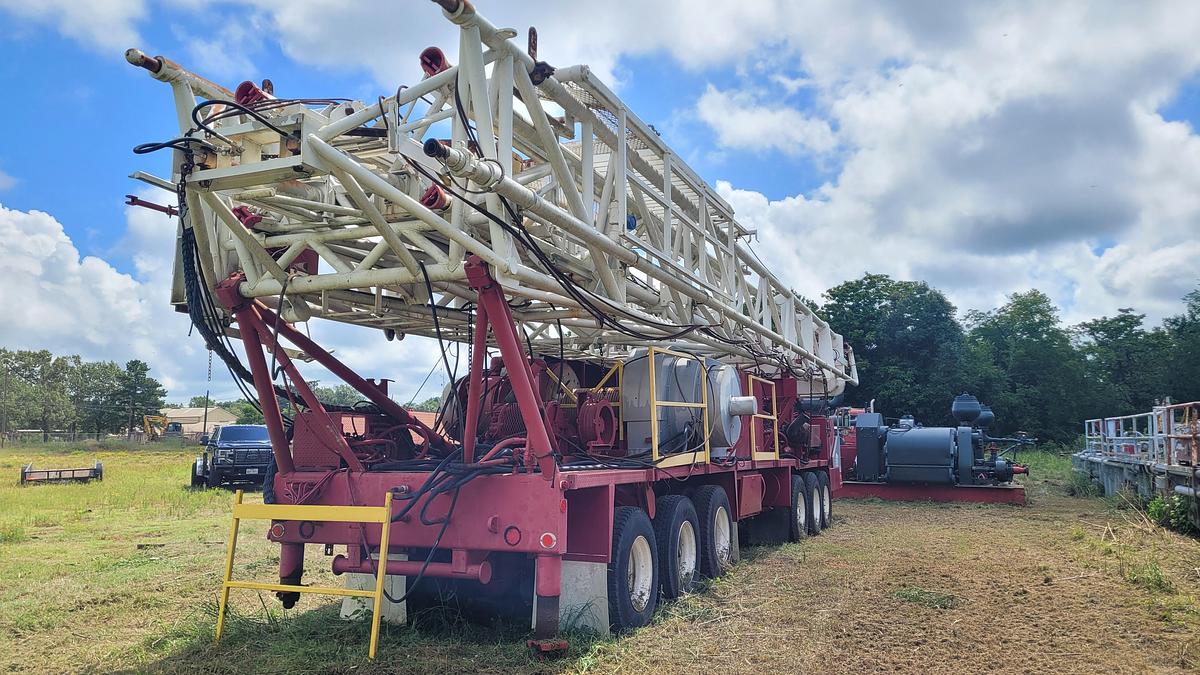Used 2005 Lanco 750 Workover Rig