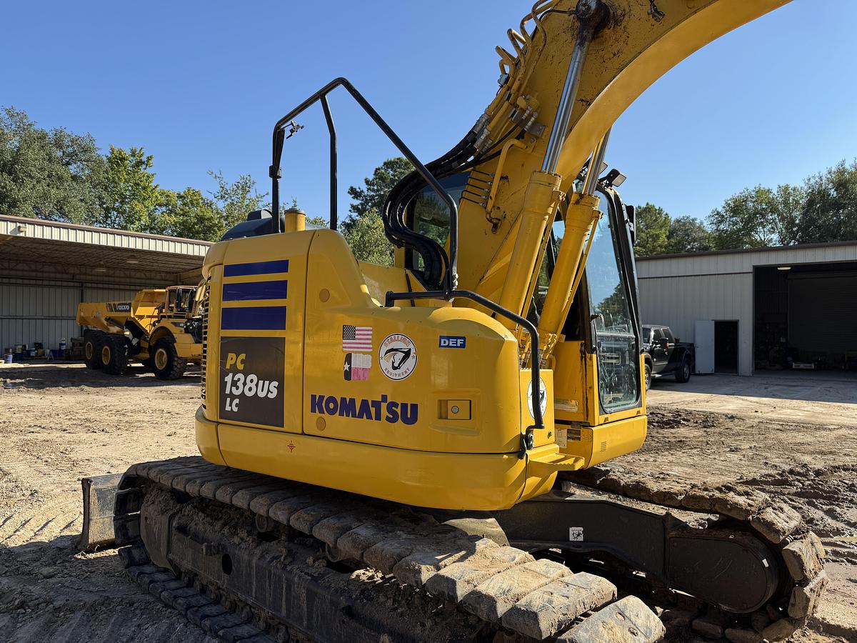 Used 2022 KOMATSU PC138-11