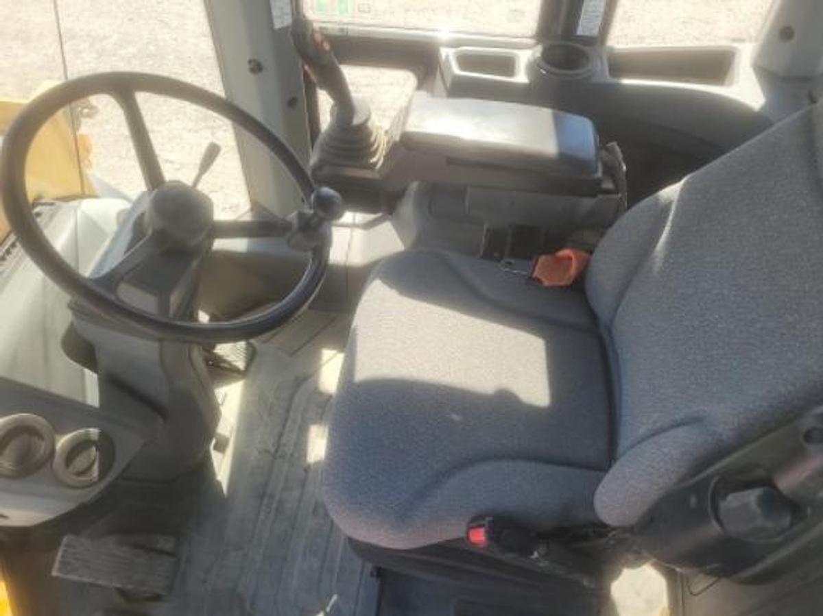 Used 2019 DEERE 544K 3 YARD WHEEL LOADER