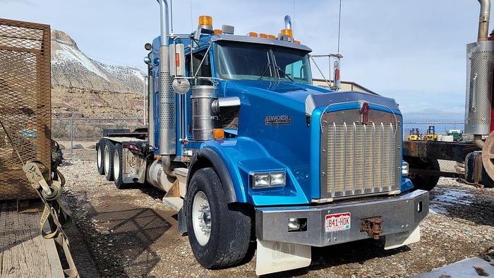 Used 2005 Kenworth T800B Winch Truck