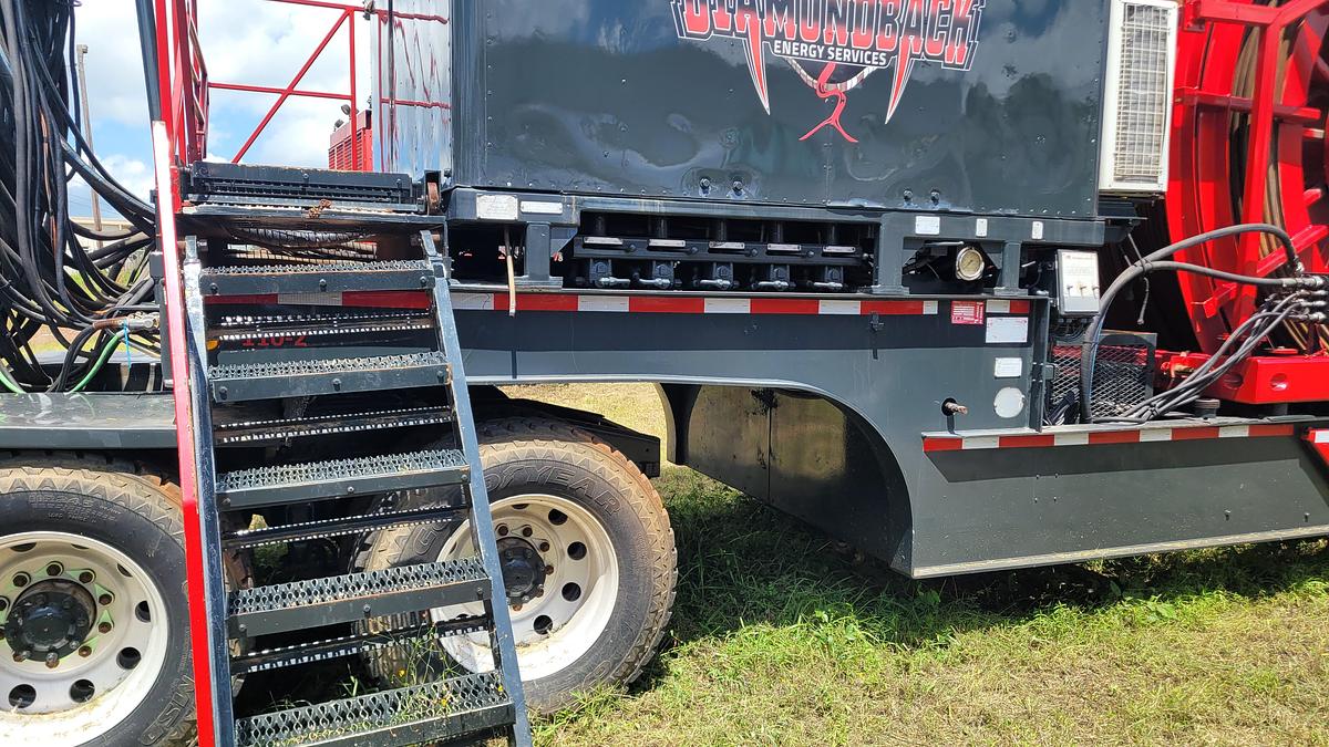 Used 2003 NOV Hydra Rig Coiled Tubing Unit