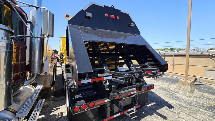 Used 2008 Kenworth Acid Stimulation Trailer