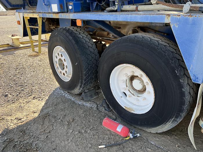 Used 2006 SJ Petro XJ400 Workover Rig