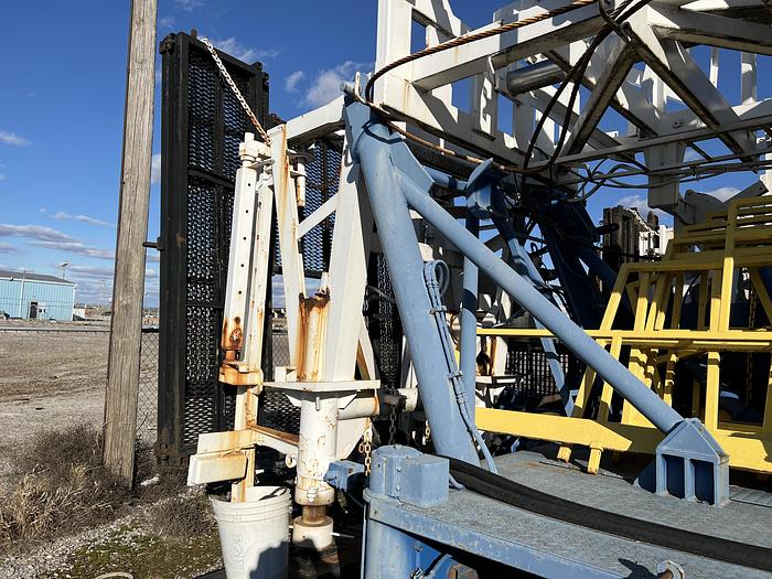 Used 2006 SJ Petro XJ400 Workover Rig